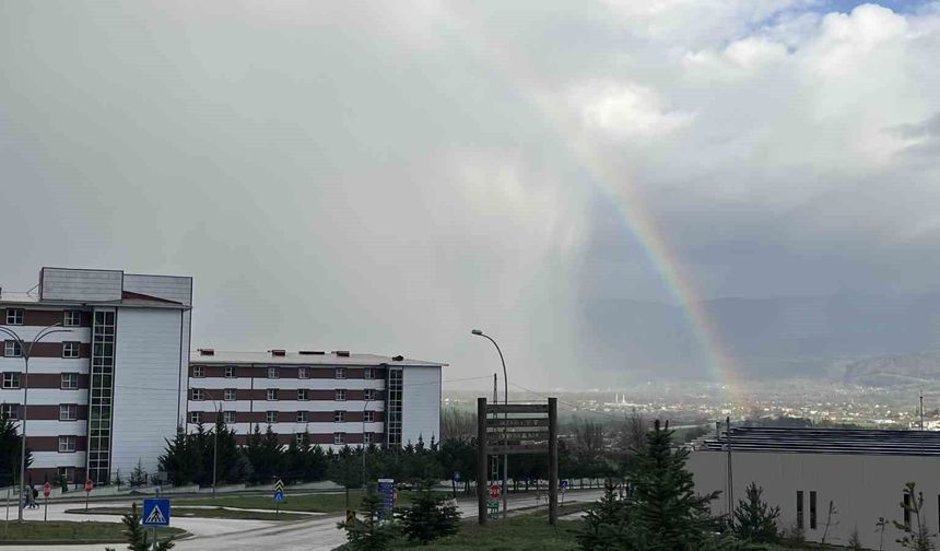 Bolu'da yağmur sonrası gökkuşağı şöleni