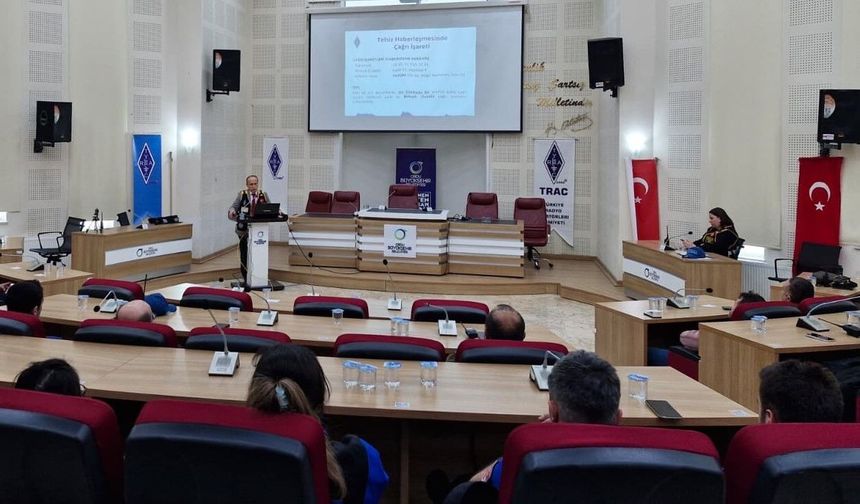 Ordu'da 'Afet Haberleşmesi ve Telsiz Kullanımı' konferansı