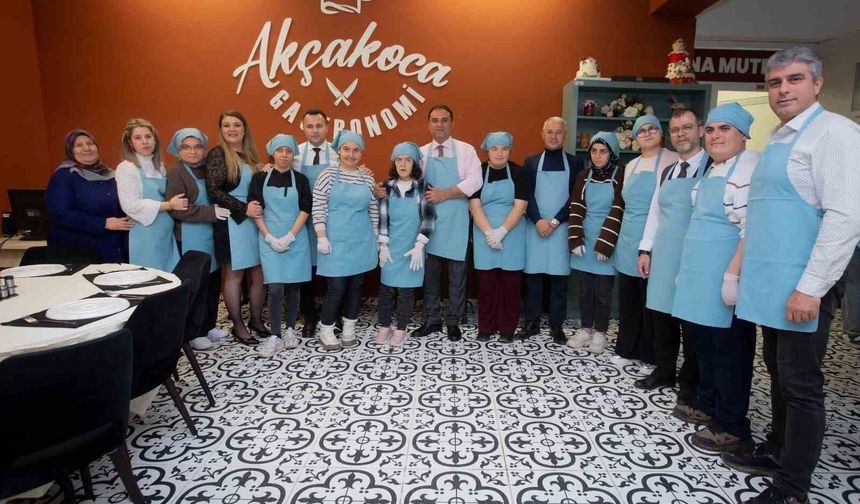 Otizm farkındalığı için anlamlı etkinlik