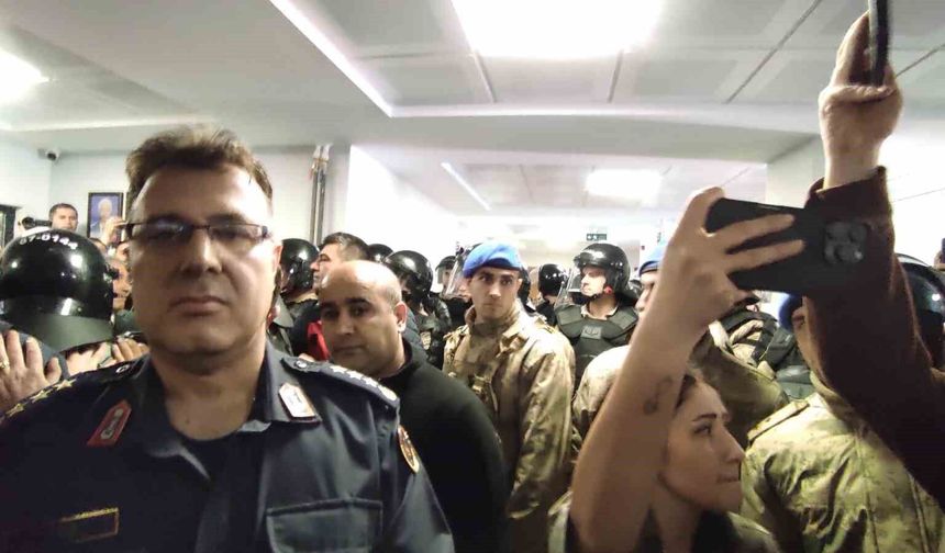 Zonguldak İl Genel Meclisi başkanlık seçiminde 'geçersiz oy' gerginliği