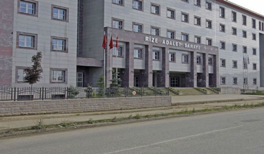 RİZE'DE GAZETECİLER MAHKEMELİK!