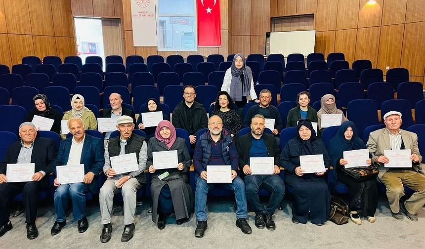 Bayburt Devlet Hastanesinde diyabet okulu eğitimleri devam ediyor