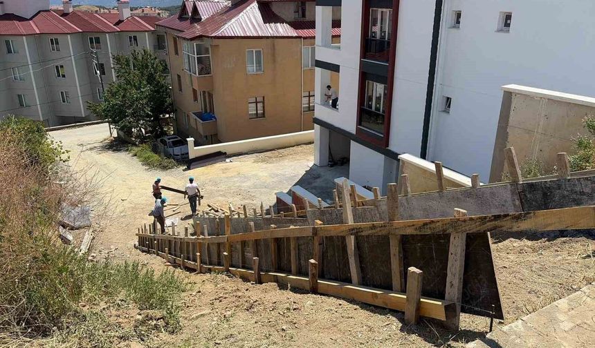 Tosya Belediyesi'nin çalışmalarıyla ilçenin çehresi değişiyor