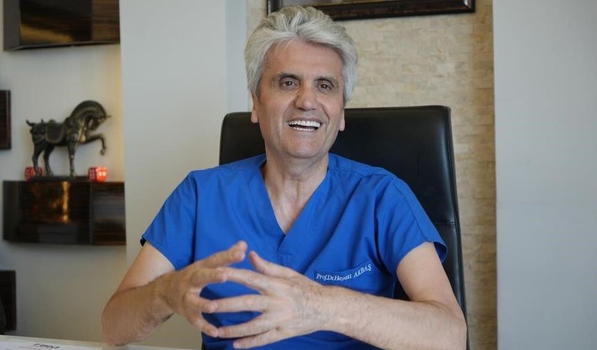 Ünlü estetikçiden burun estetiği uyarısı: 'En ideal yaş 18 ve üzeridir'