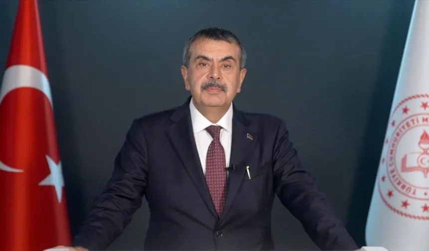33 BİN ÖĞRETMEN ŞU AN NE İŞ YAPIYOR?
