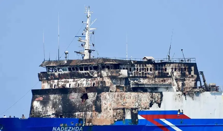 KARADENİZ’DE SALDIRIYA UĞRAYAN GEMİ SAMSUN’A ULAŞTI