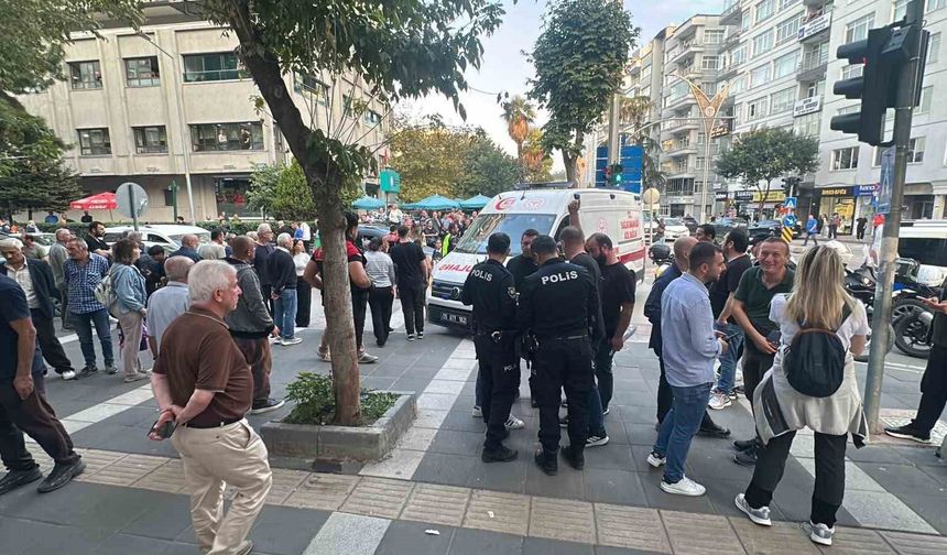 Samsun'da genç, cadde ortasında darbedildi