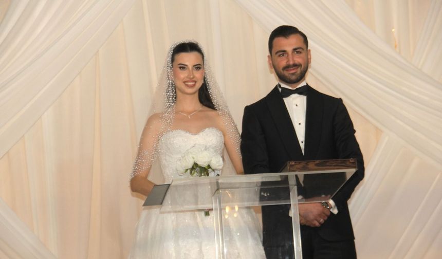 SİYASET VE İŞ DÜNYASI BU DÜĞÜNDE BULUŞTU