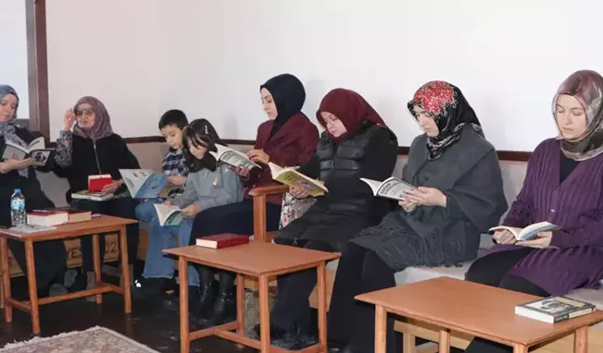 DADAŞ KADINLAR DÜNYA KLASİKLERİNE MEYDAN OKUYOR!