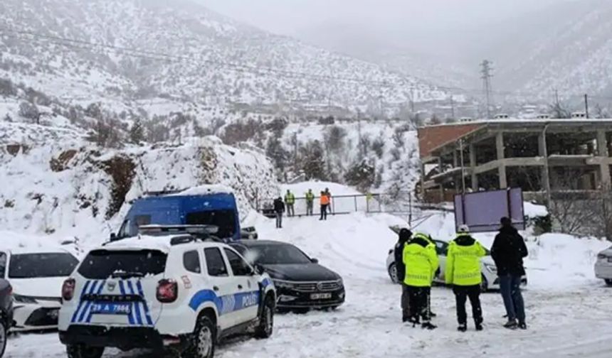 GÜMÜŞHANE'DEKİ BAKIMEVİNDE SİLAHLAR KONUŞTU: TARTIŞMA ÖLÜMLE SONUÇLANDI!