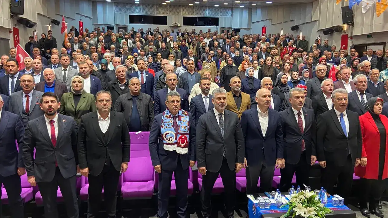 Ak Parti Trabzon Il Danisma Meclisi Toplantisi Yapildi 001-1