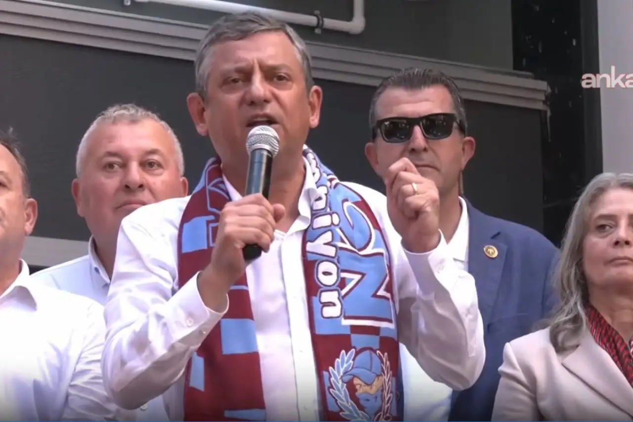 ÖZGÜR ÖZEL'DEN TRABZON'DA FINDIK VE ÇAY MÜJDESİ!