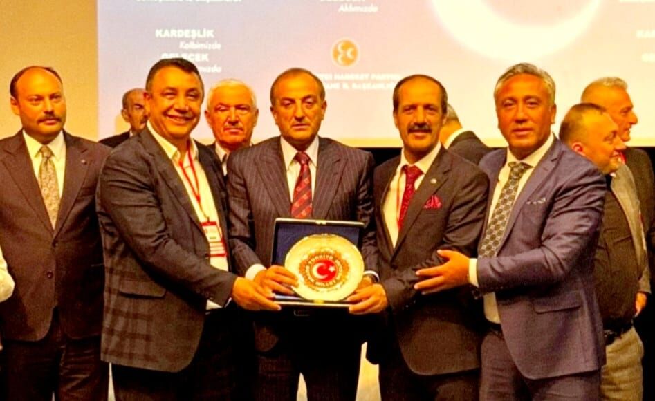 Trabzon Gümüşhane kardeşliği : MHP Trabzon teşkilatı tam kadro kongreye katıldı!