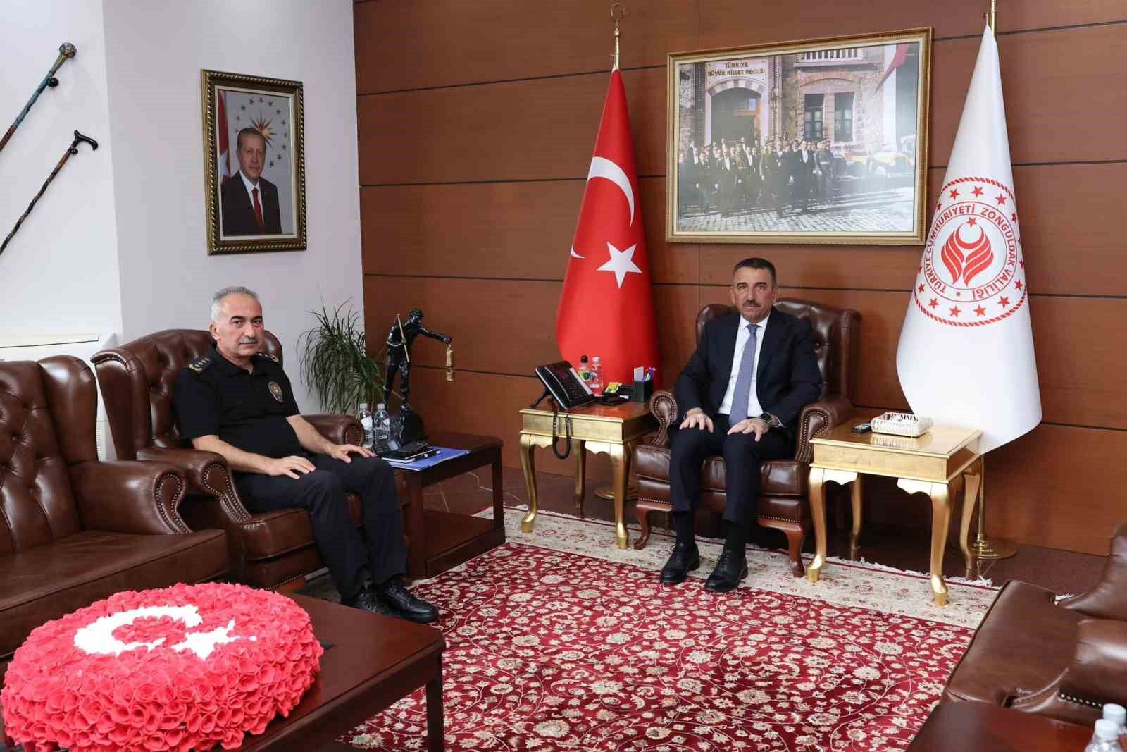 Zonguldak'ın yeni Emniyet Müdürü Kaba'dan Vali Hacıbektaşoğlu'na ziyaret