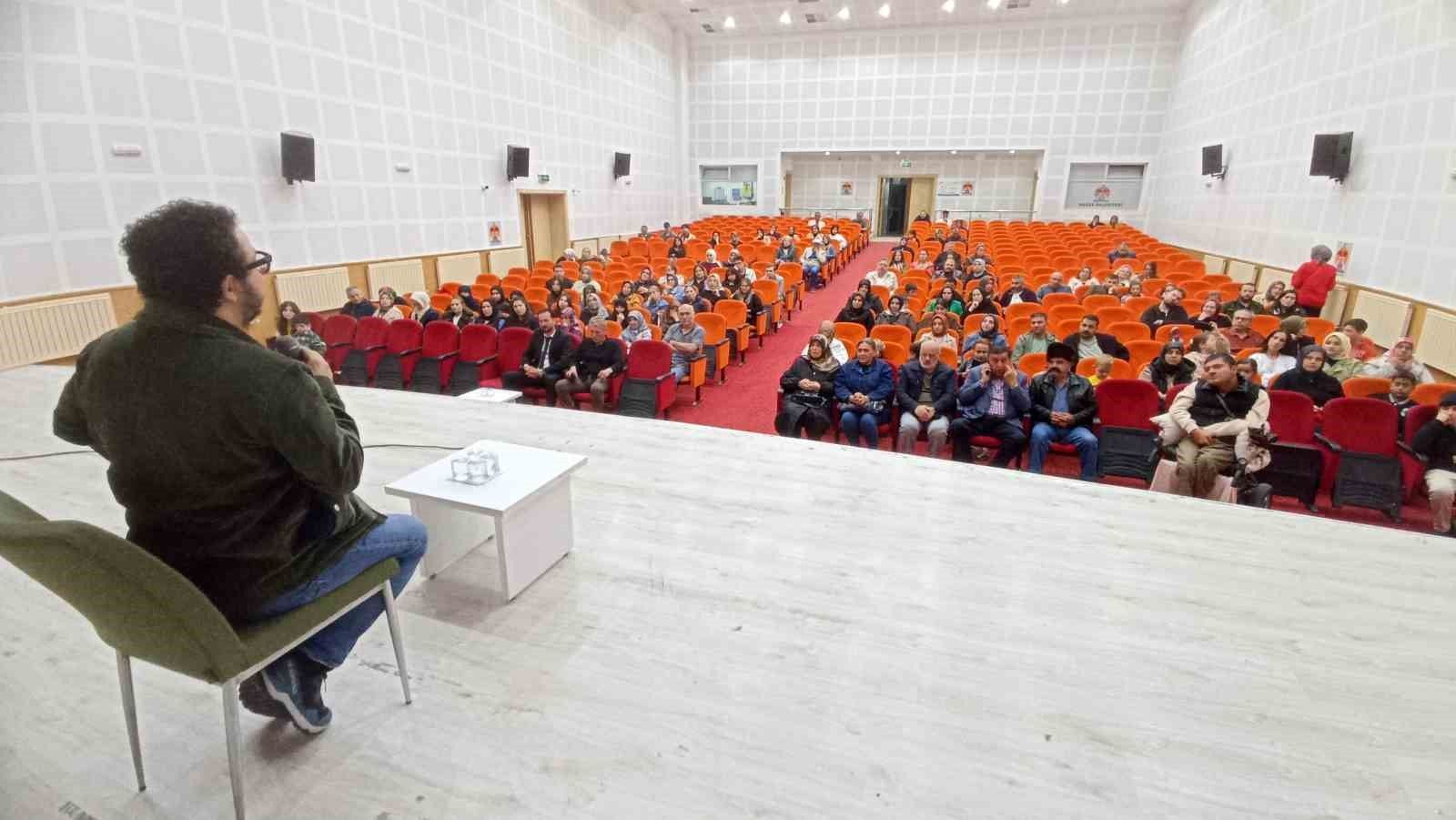 Oytun Erbaş'tan 'Hayata Bir de Buradan Bak' söyleşisi